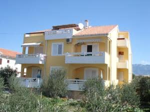 Apartmaji Ivanov otok pag