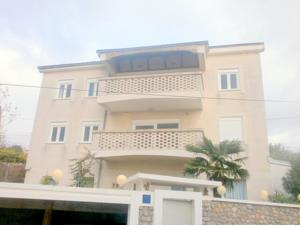Apartmaji Školjka rijeka