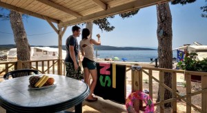 Mobilne hišice na hrvaških otokih post image